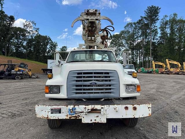 Image of Ford FT900 equipment image 1
