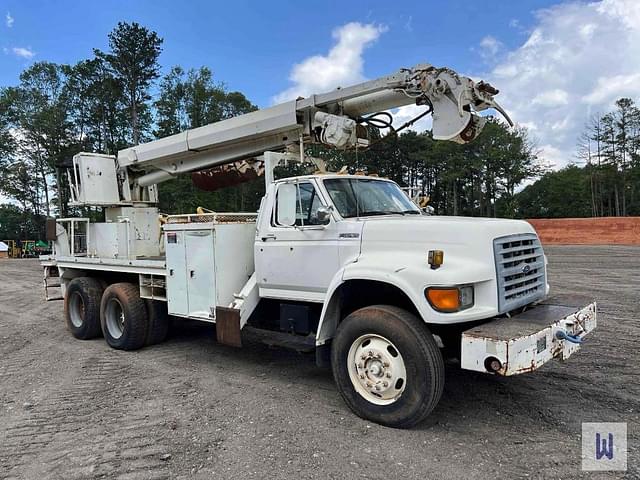 Image of Ford FT900 equipment image 2