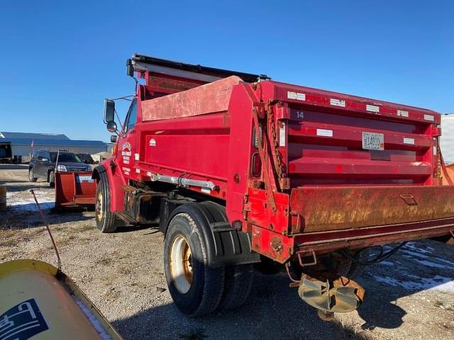 Image of Ford L8500 equipment image 3