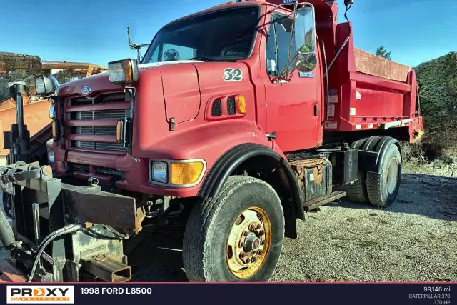 Image of Ford L8500 equipment image 2