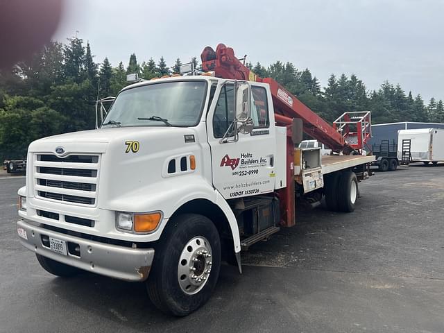 Image of Ford L8501 equipment image 4