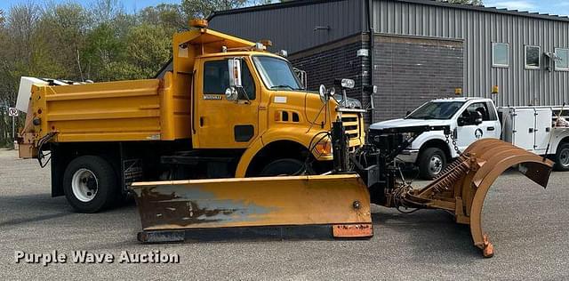 Image of Ford L8501 equipment image 3