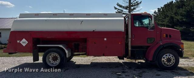 Image of Ford L8501 equipment image 3
