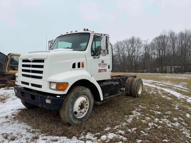 Image of Ford LT9501 equipment image 2