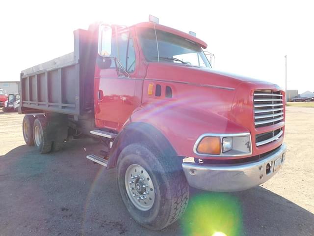 Image of Ford LNT8000 equipment image 1