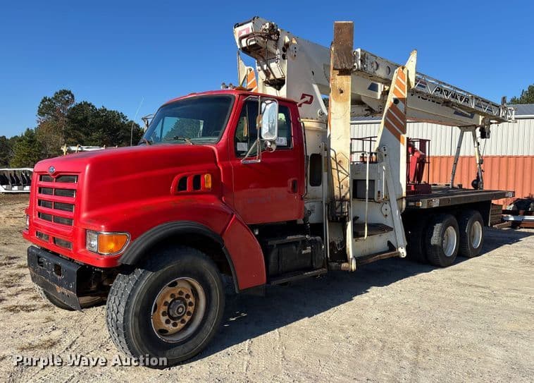 Image of Ford LNT8000 Primary image