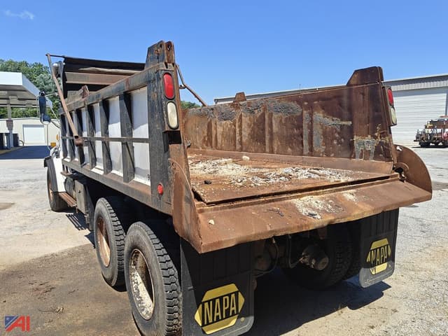 Image of Ford 9500 equipment image 1