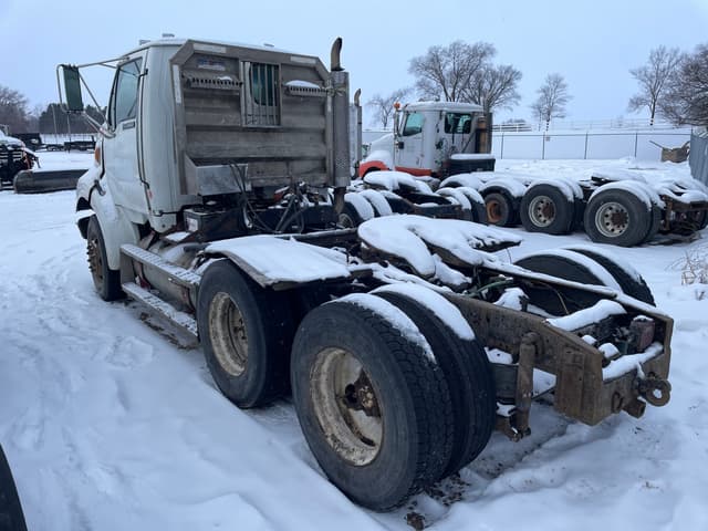 Image of Ford Louisville equipment image 1