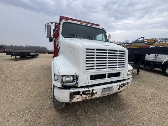 Image of Ford LT8513 equipment image 3