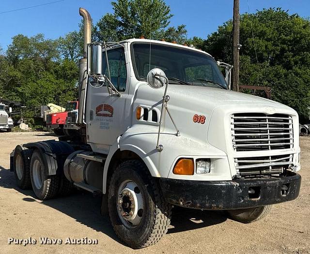 Image of Ford LT9513 equipment image 2
