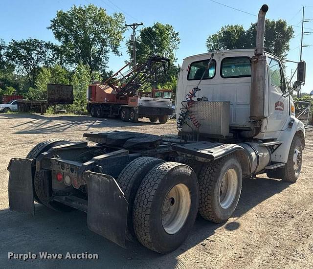 Image of Ford LT9513 equipment image 4