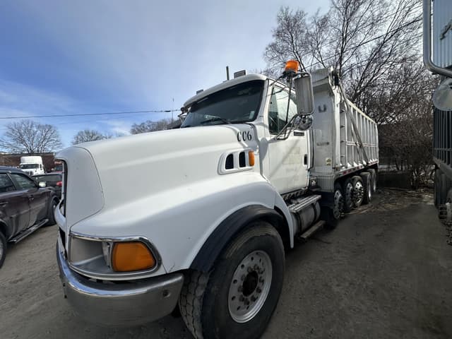 Image of Ford LT9522 equipment image 2