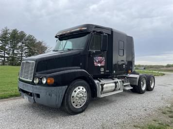 Main image Freightliner Century 112