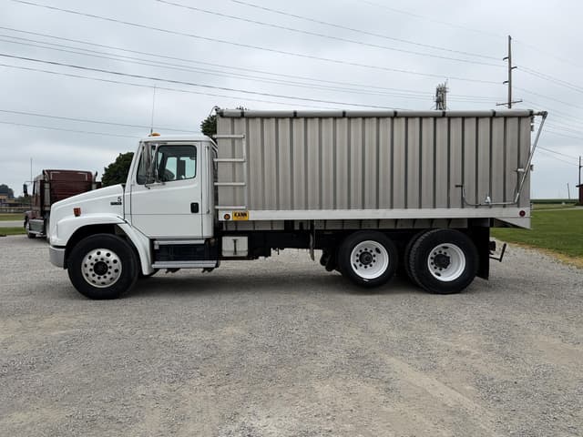 Image of Freightliner FL70 equipment image 1