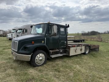 Main image Freightliner FL70