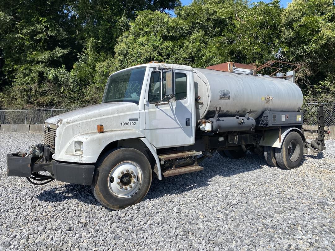 Image of Freightliner FL70 Primary image