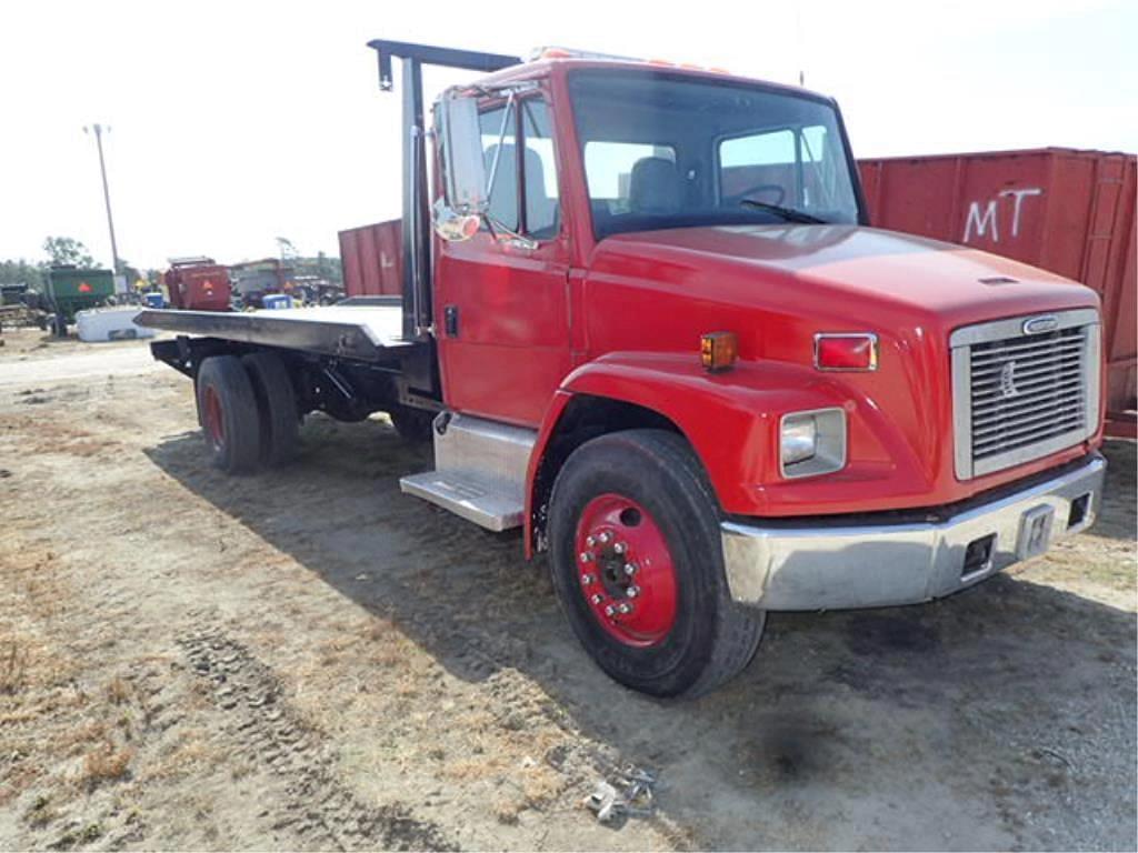 Image of Freightliner FL70 Primary image