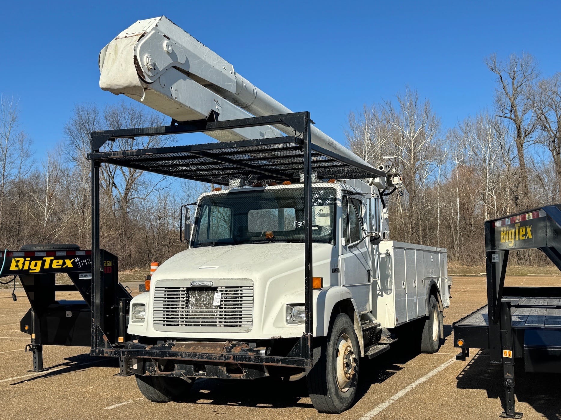 Main image Freightliner FL70