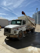 1998 Freightliner FL70 Image