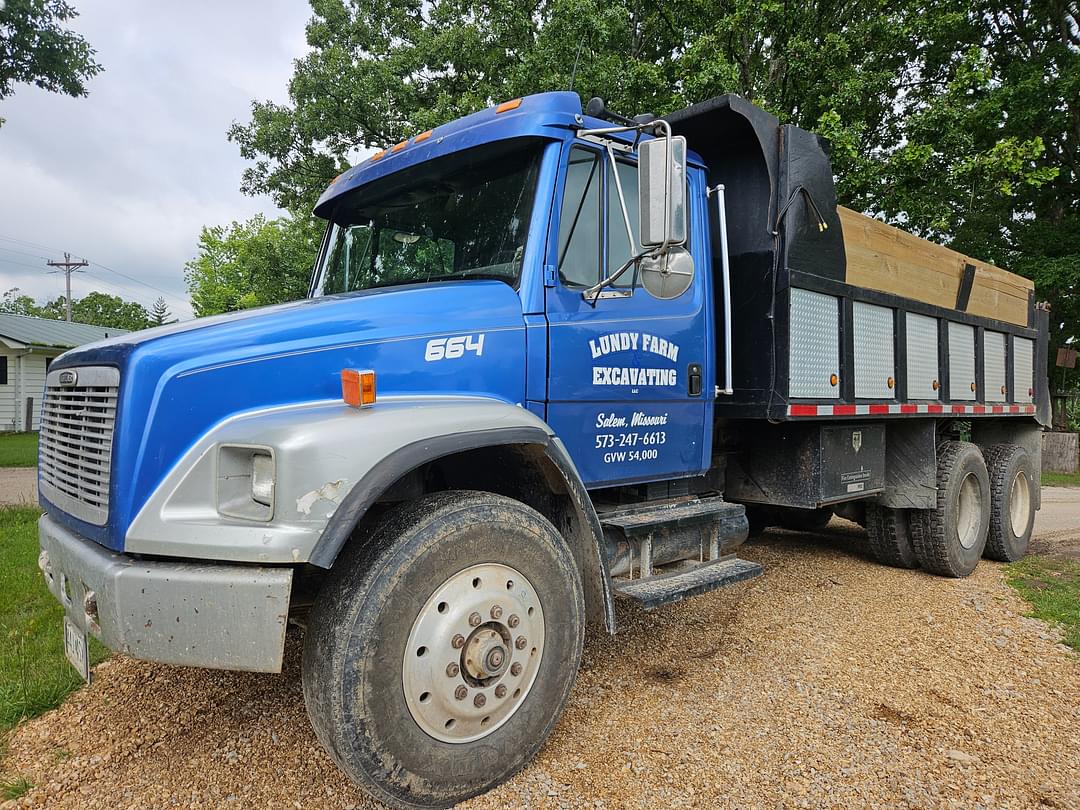 Image of Freightliner FL80 Primary image