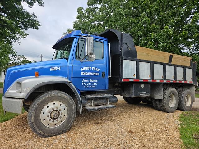 Image of Freightliner FL80 equipment image 1