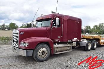 1998 Freightliner FLD120 Equipment Image0