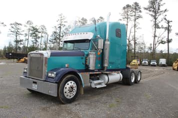 Main image Freightliner FLD120