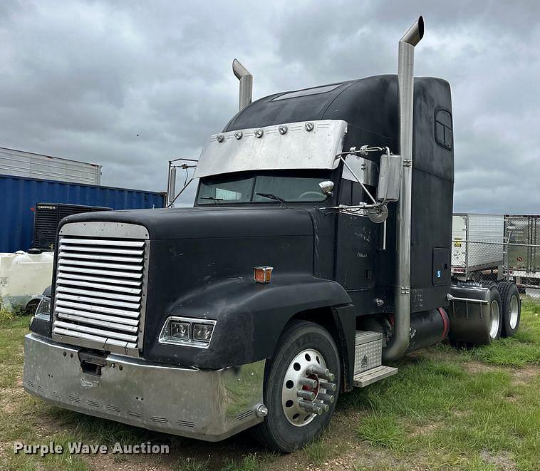 Image of Freightliner FLD120 Primary image