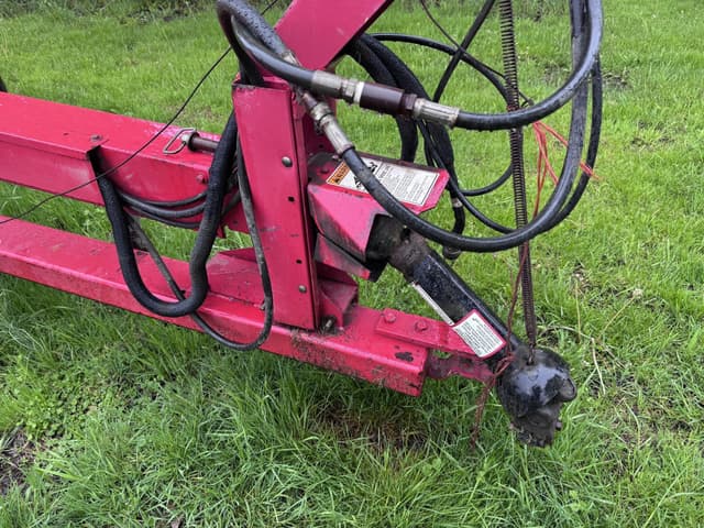 Image of Gehl 1275 equipment image 2