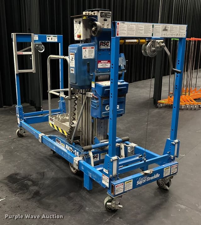 Image of Genie AWP-24 equipment image 2