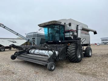 Main image Gleaner C62