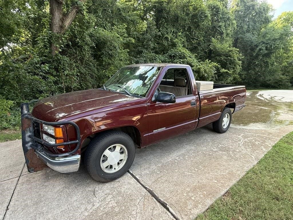 1998 GMC 1500 Equipment Image0