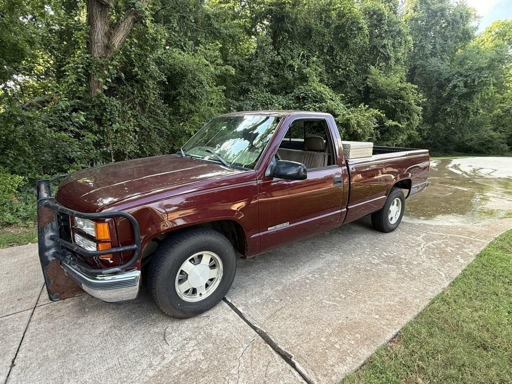 Image of GMC 1500 Primary image