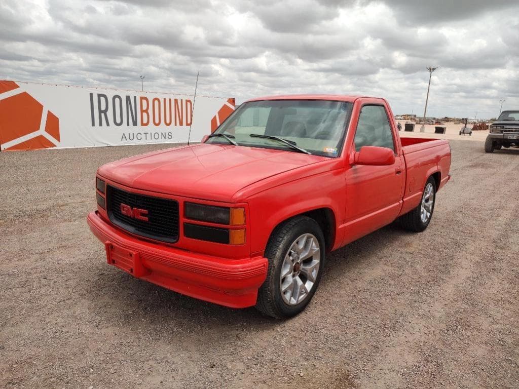 Image of GMC 1500 Primary image