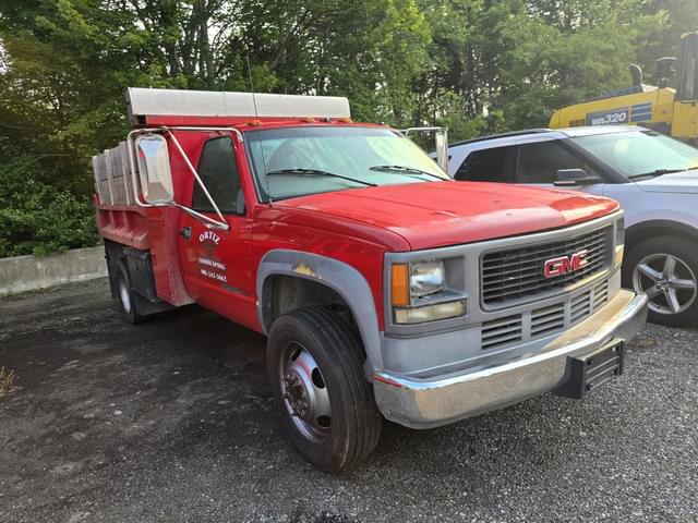 Image of GMC 3500 equipment image 2