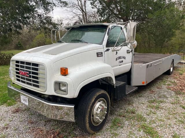 Image of GMC C6500 equipment image 3