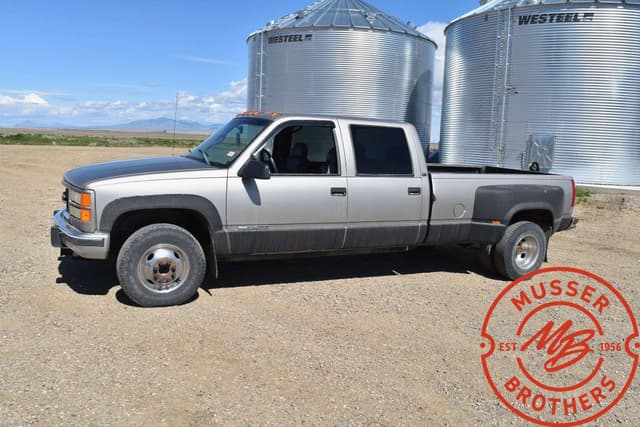 Image of GMC 3500 equipment image 1