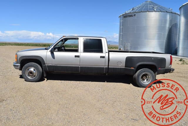 Image of GMC 3500 equipment image 2