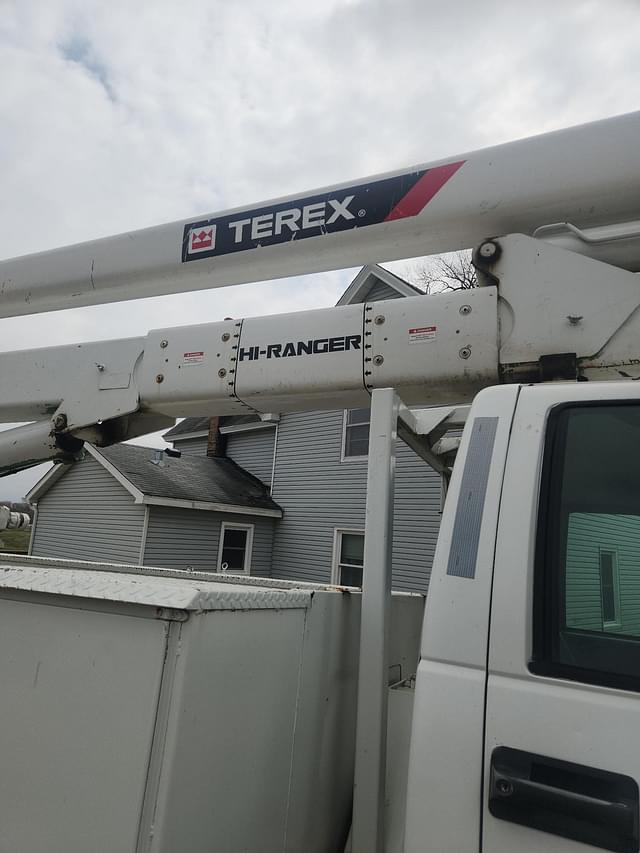 Image of GMC 7500 equipment image 3