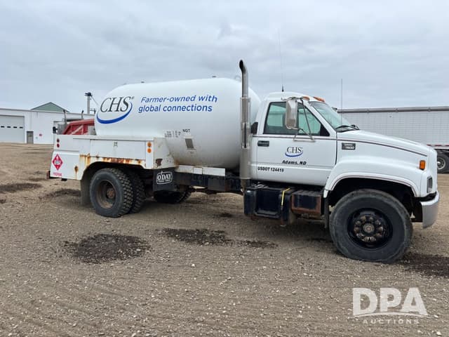 Image of GMC 7500 equipment image 1