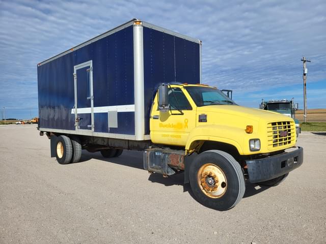 Image of GMC C6500 equipment image 1