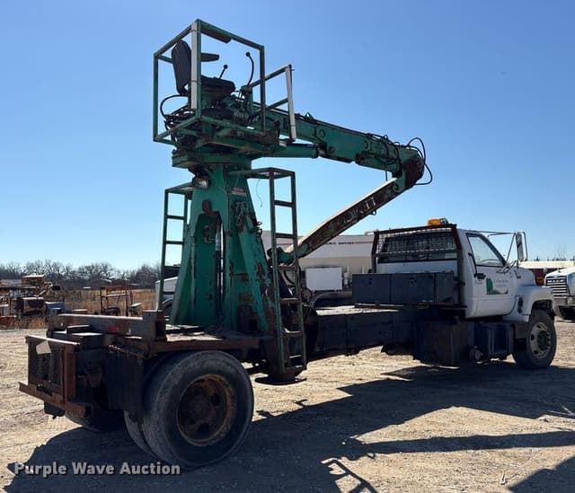 Image of GMC C7500 equipment image 4