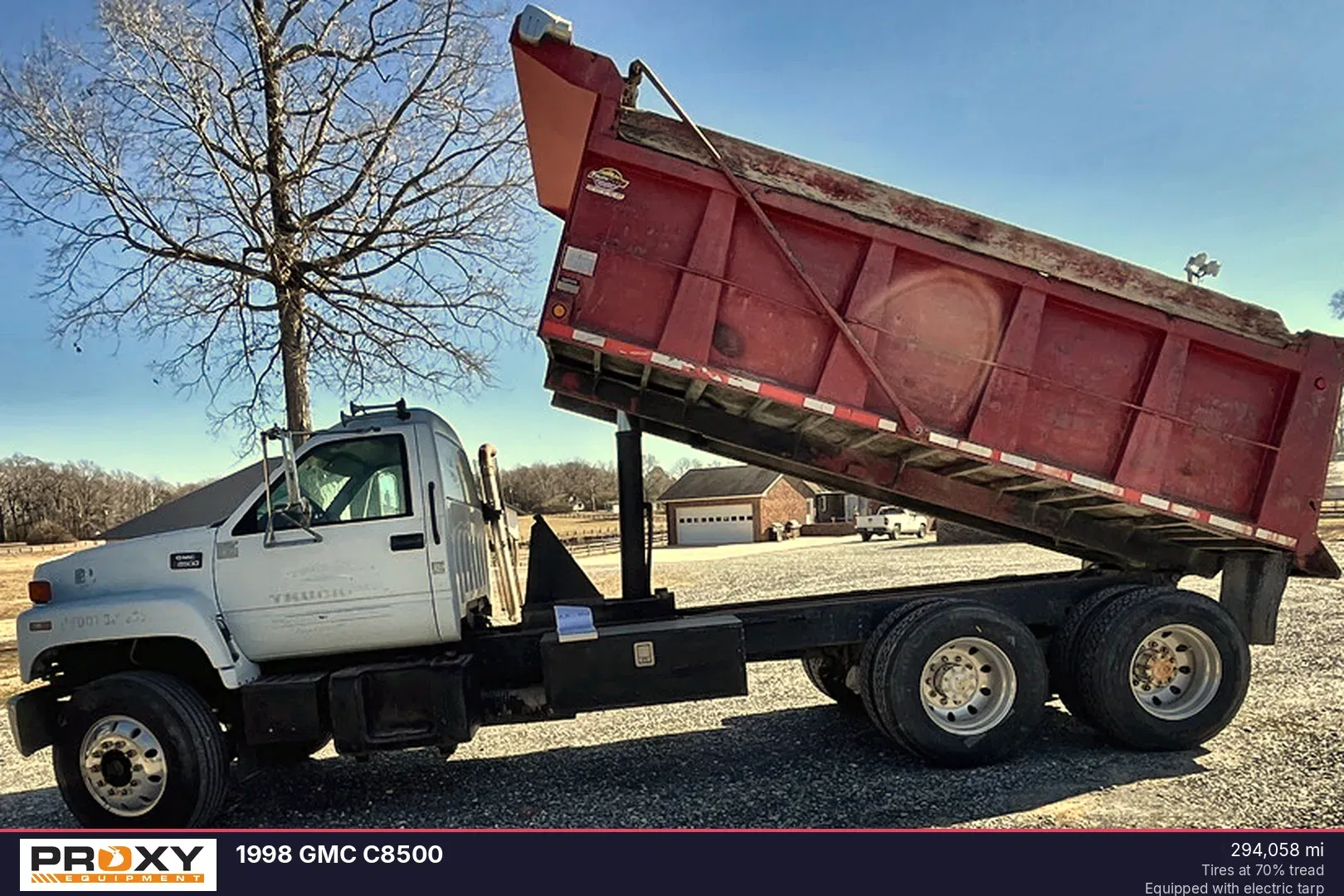 1998 GMC C8500 Equipment Image0