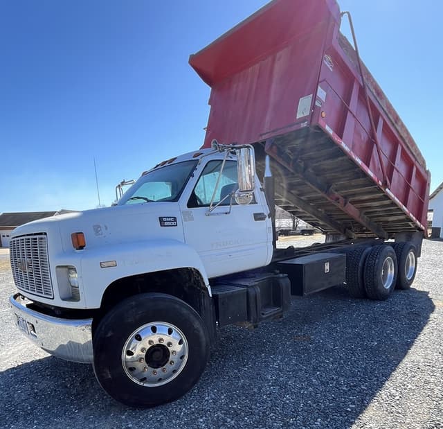 Image of GMC C8500 equipment image 1