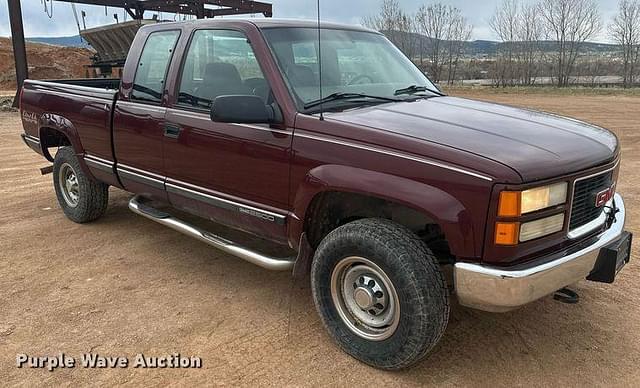 Image of GMC K2500 equipment image 2