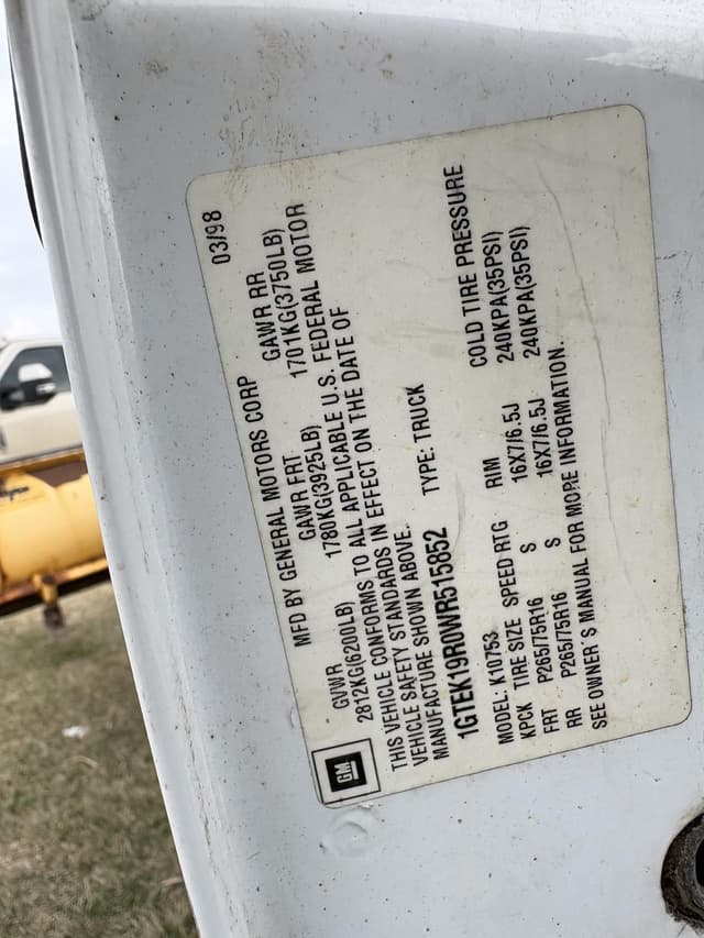 Image of GMC 1500 equipment image 4