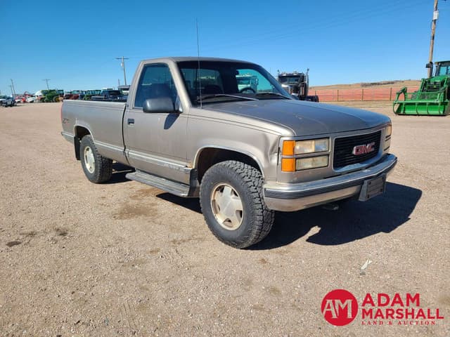 Image of GMC 1500 equipment image 1