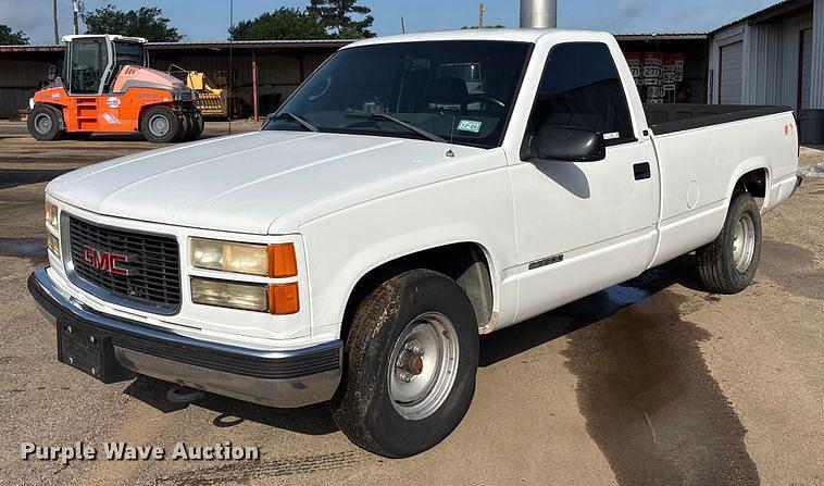 Image of GMC Sierra 1500 Primary image