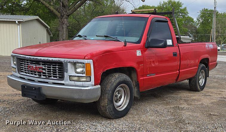 Image of GMC 1500 Primary image