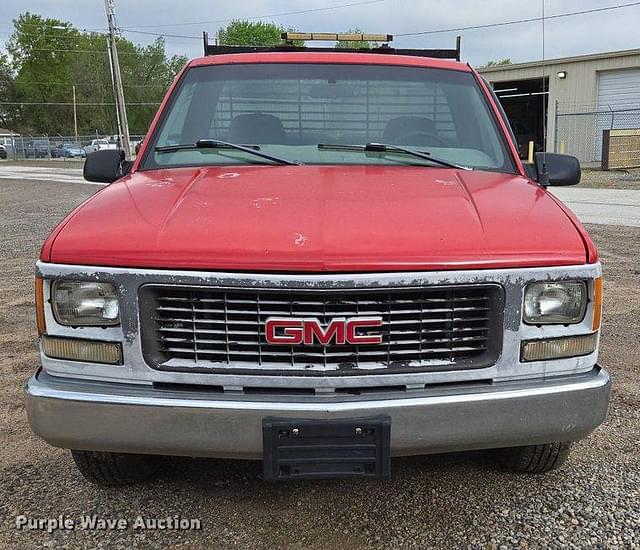 Image of GMC 1500 equipment image 2